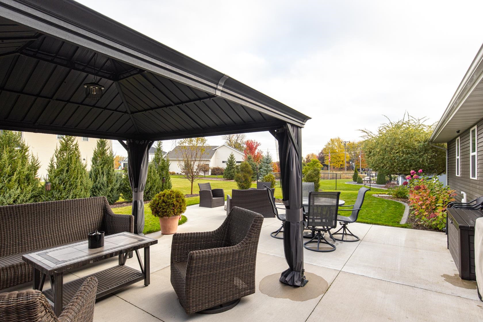 Appleton, Wisconsin, 54915, United States, 4 Bedrooms Bedrooms, ,3 BathroomsBathrooms,Residential,For Sale,1983520