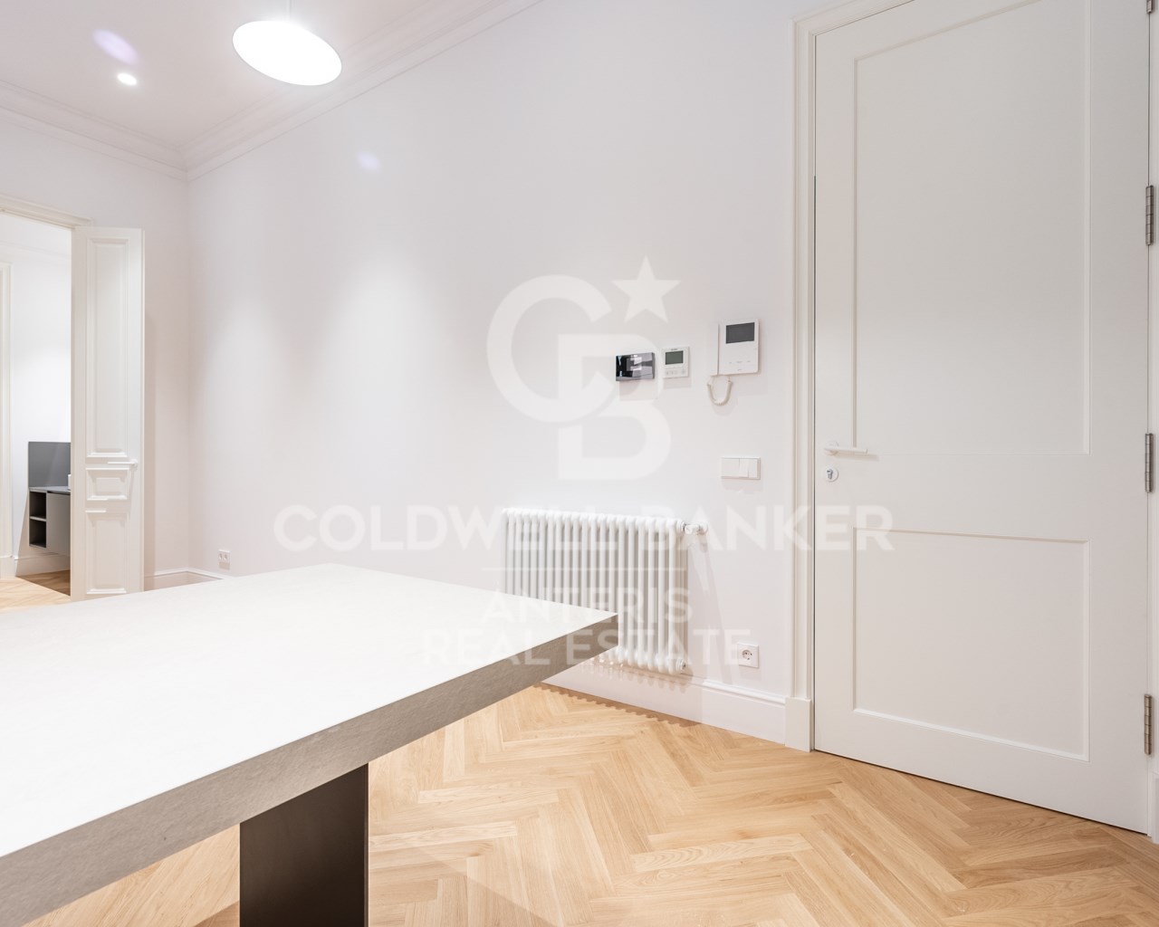Barcelona, Barcelona, Ciutat Vella, El G?tic Barce, Barcelona, Catalonia, ES, 1 Bedroom Bedrooms, ,1 BathroomBathrooms,Residential,For Sale,Barcelona, Barcelona, Ciutat Vella, El G?tic Barce,1448570