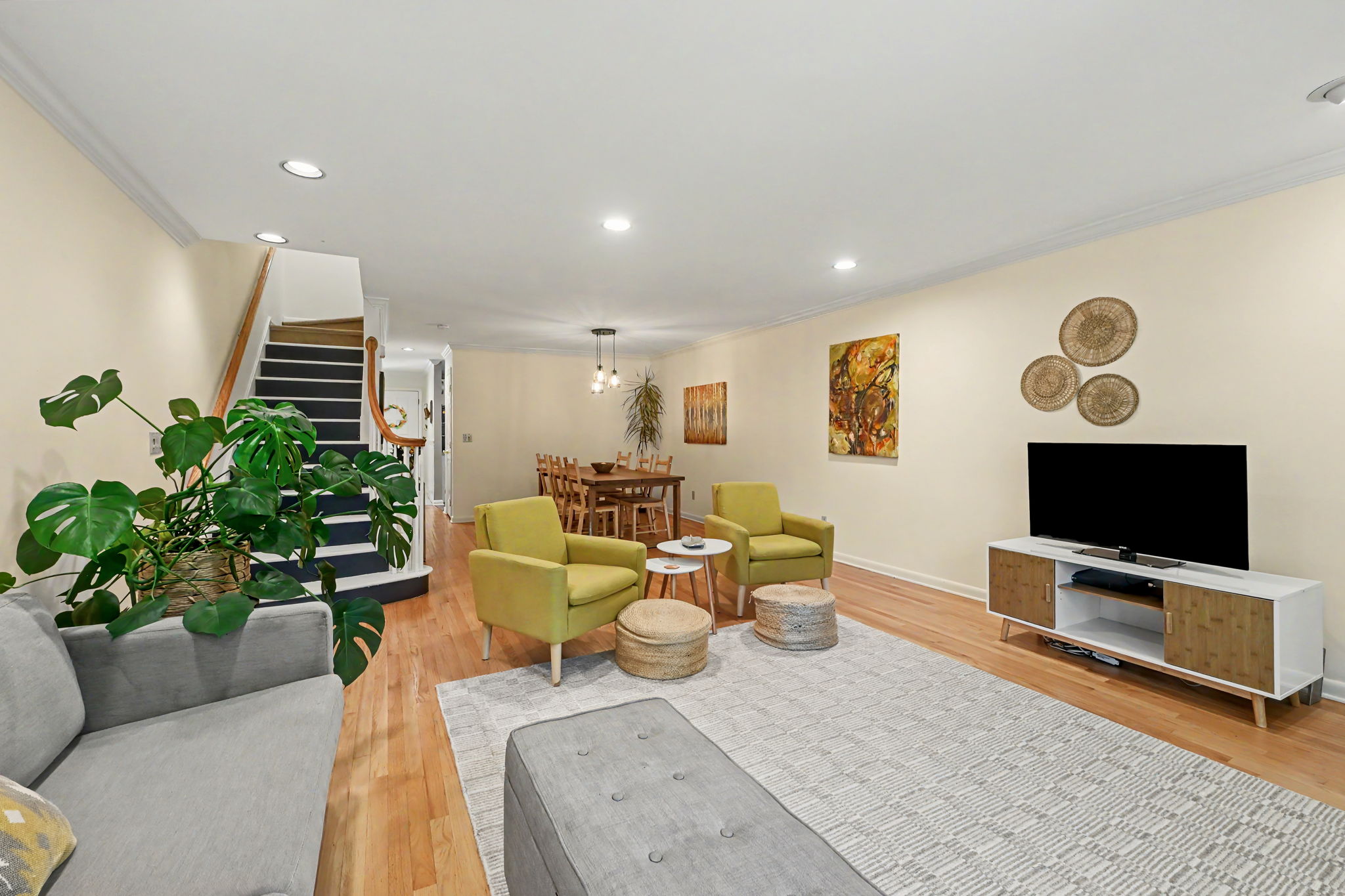  2435 Bedford Street - 物件實景