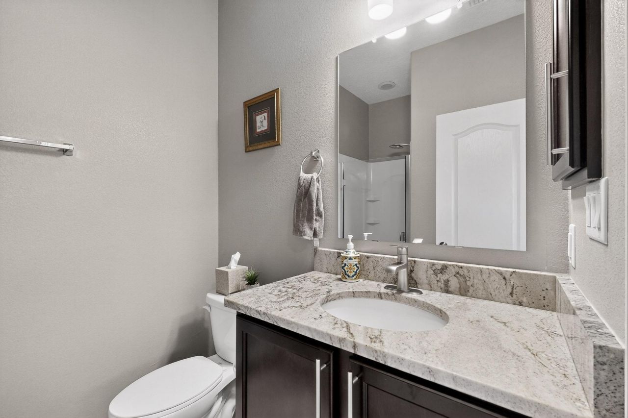 Rio Rancho, New Mexico, 87124, United States, 5 Bedrooms Bedrooms, ,3 BathroomsBathrooms,Residential,For Sale,1991836