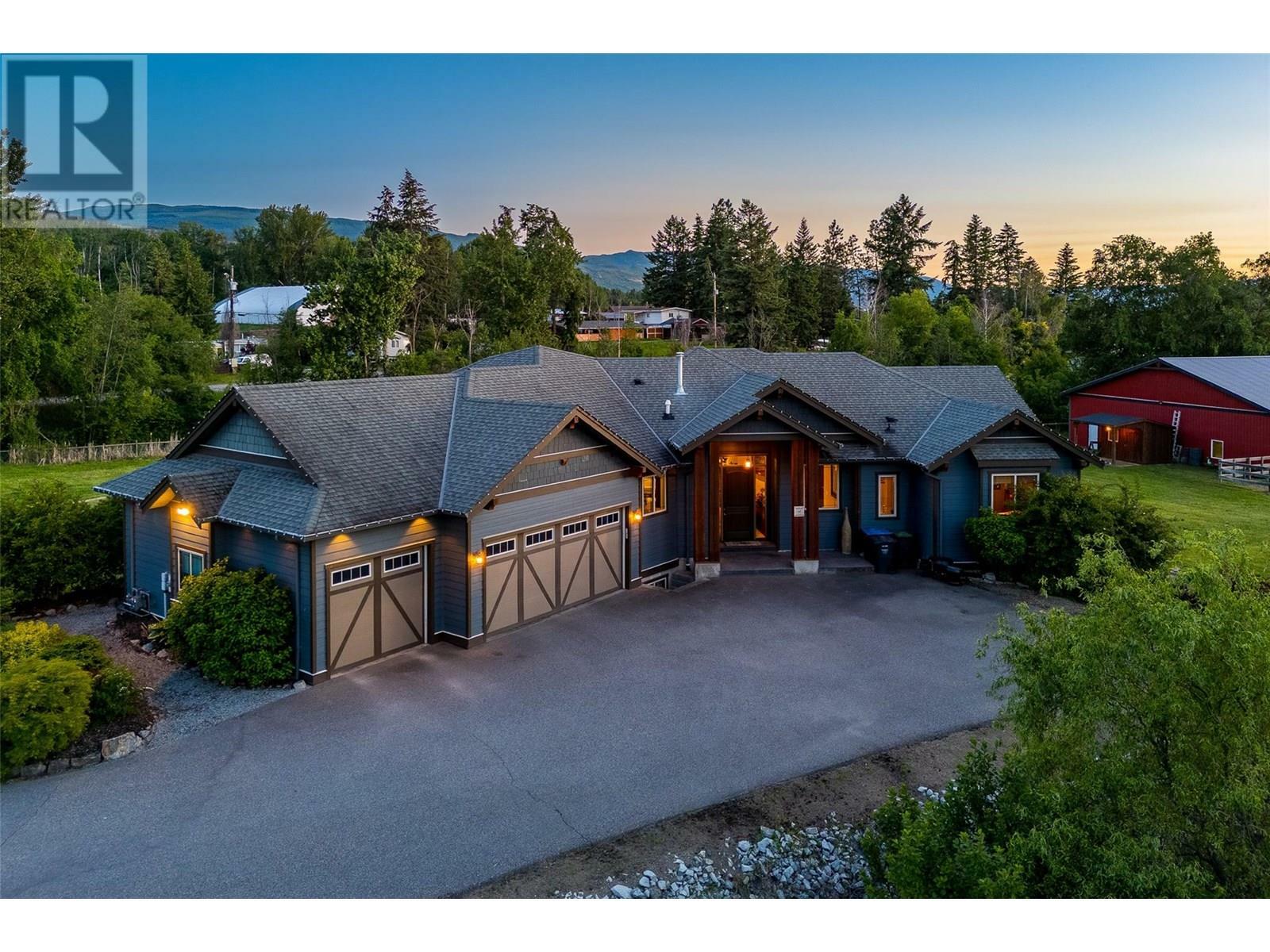 KELOWNA, British Columbia, V1W 4C5, CA, 5 Bedrooms Bedrooms, ,3 BathroomsBathrooms,Residential,For Sale,1883481