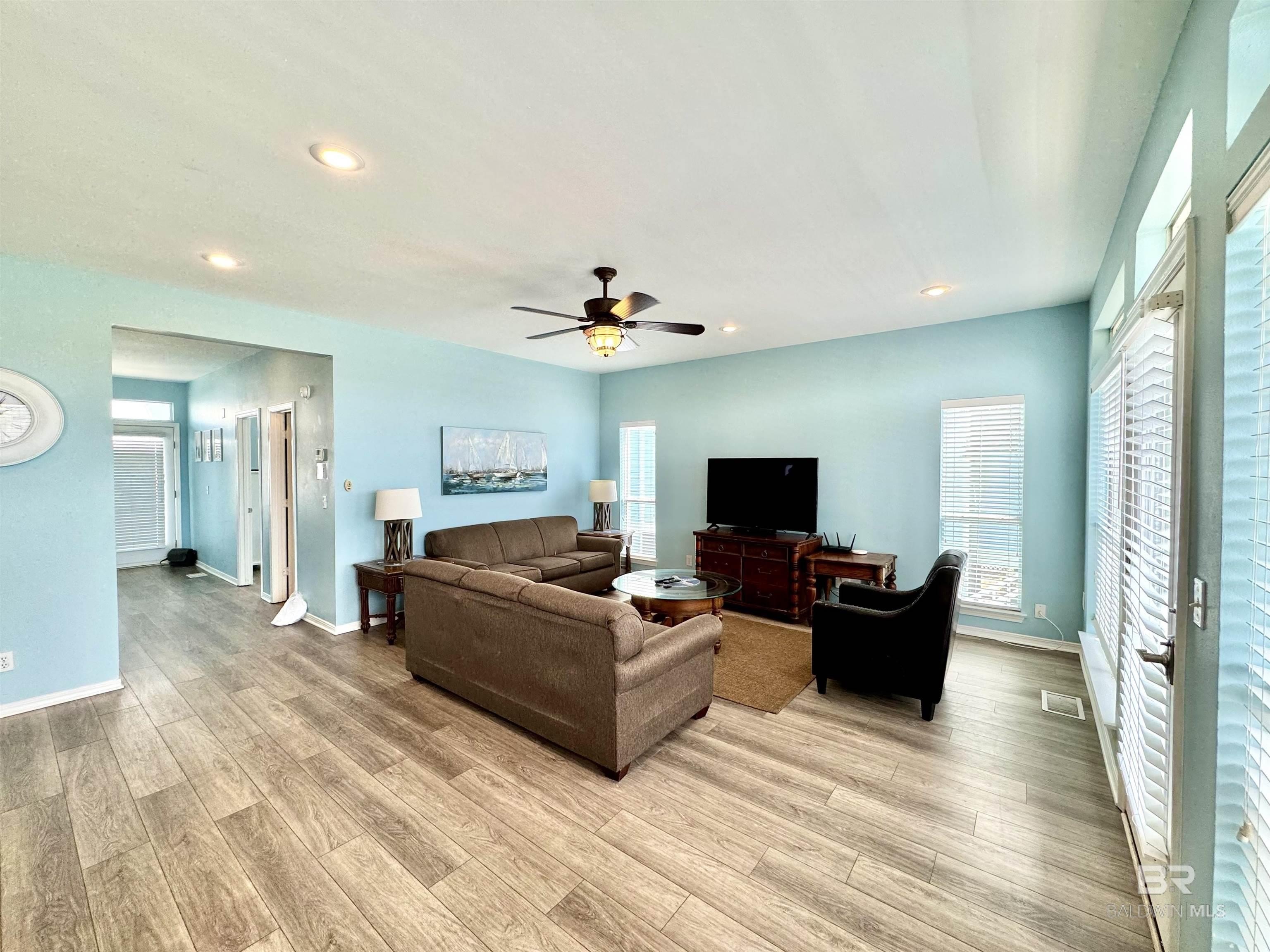 Gulf Shores, Alabama, 36542, United States, 4 Bedrooms Bedrooms, ,3 BathroomsBathrooms,Residential,For Sale,1887165