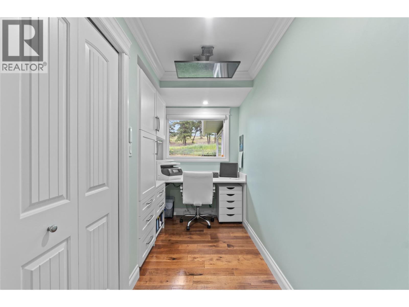 ARMSTRONG, British Columbia, V4Y 0V5, CA, 3 Bedrooms Bedrooms, ,2 BathroomsBathrooms,Residential,For Sale,1947955