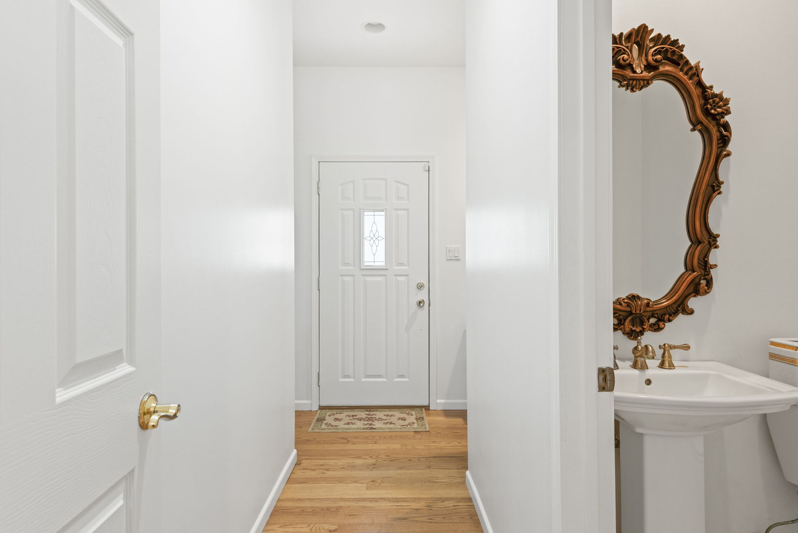 Lincolnshire, Illinois, 60069, United States, 4 Bedrooms Bedrooms, ,4 BathroomsBathrooms,Residential,For Sale,1877536