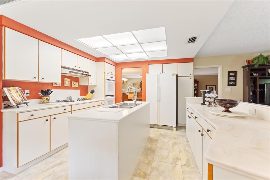 Winter Haven, Florida, 33881, United States, 4 Bedrooms Bedrooms, ,3 BathroomsBathrooms,Residential,For Sale,1911221