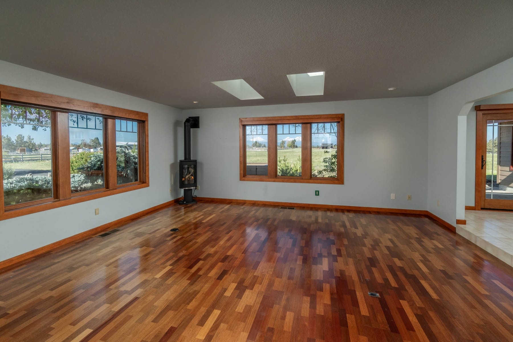  20900 SW Young Avenue Bend, OR 97703 - 物件實景