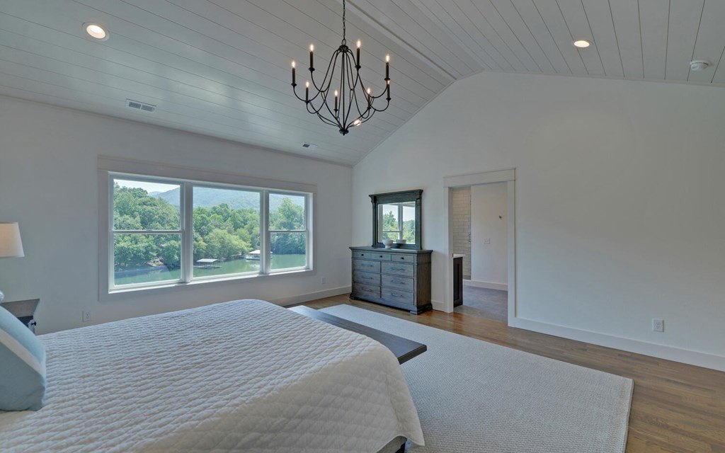 Hiawassee, Georgia, 30546, United States, 4 Bedrooms Bedrooms, ,5 BathroomsBathrooms,Residential,For Sale,1978790