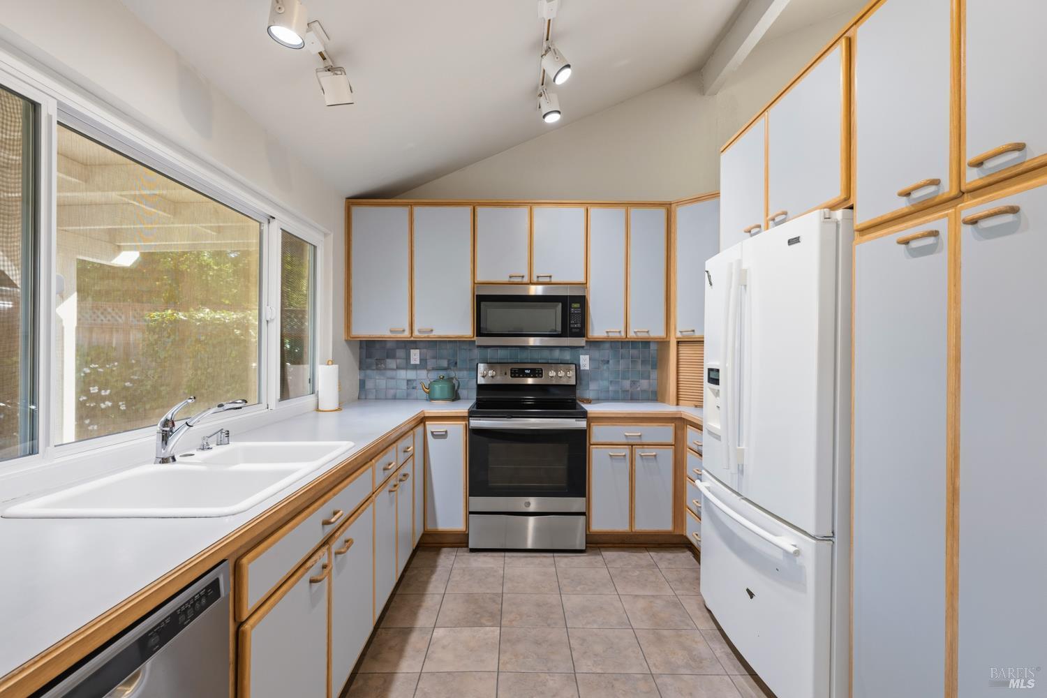 Napa, California, 94558, United States, 4 Bedrooms Bedrooms, ,Residential,For Sale,2048709