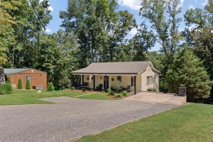 Fountain Run, Kentucky, 42133, United States, 4 Bedrooms Bedrooms, ,3 BathroomsBathrooms,Residential,For Sale,1827349