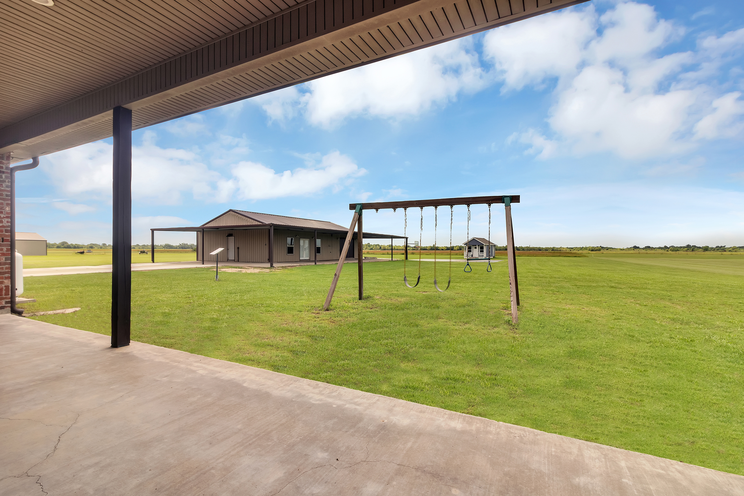 Iowa, Louisiana, 70647, United States, 4 Bedrooms Bedrooms, ,4 BathroomsBathrooms,Residential,For Sale,1981878