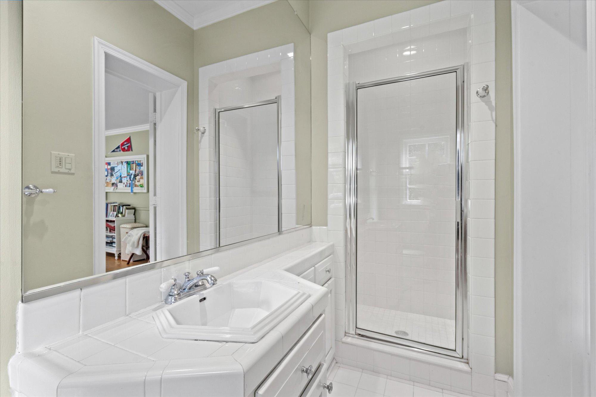  1033 Swinks Mill Road, Mclean, VA, 22102 - 物件實景