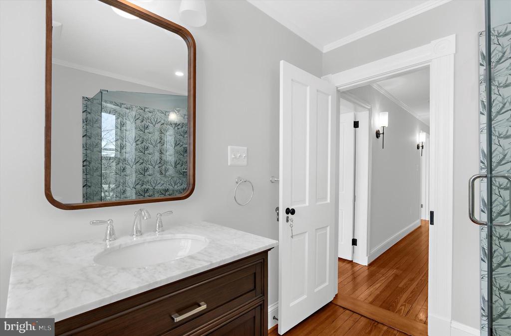 Chestertown, Maryland, 21620, United States, 5 Bedrooms Bedrooms, ,5 BathroomsBathrooms,Residential,For Sale,1988970