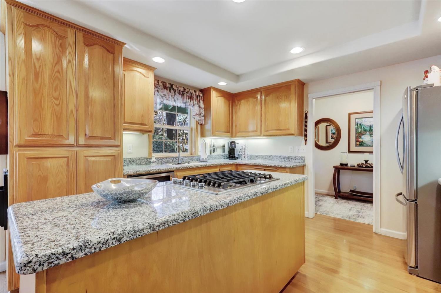 Grass Valley, California, 95949, United States, 3 Bedrooms Bedrooms, ,3 BathroomsBathrooms,Residential,For Sale,1840908