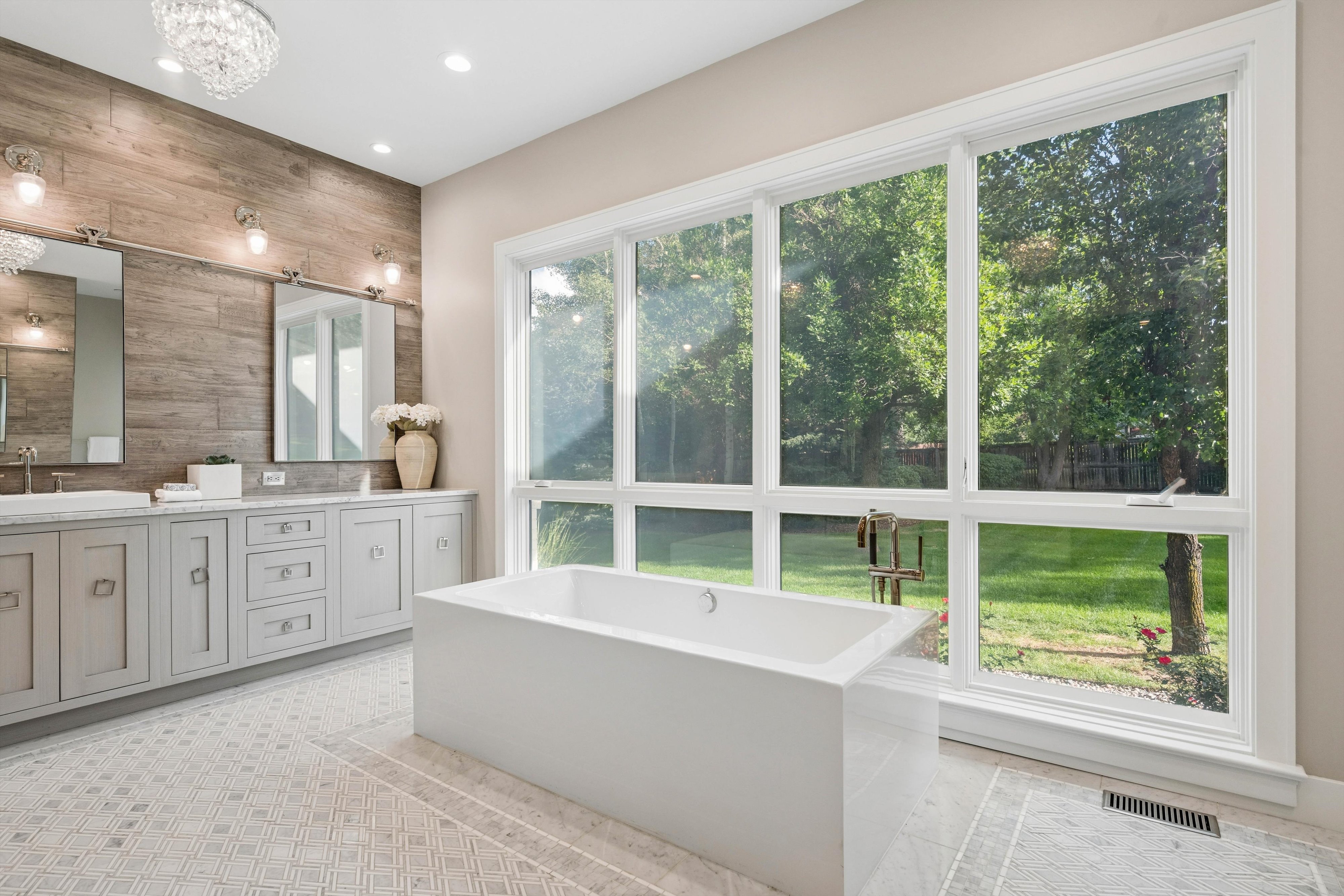  Modern Cherry Hills Masterpiece: Rare Main-Floor Luxury - 物件實景