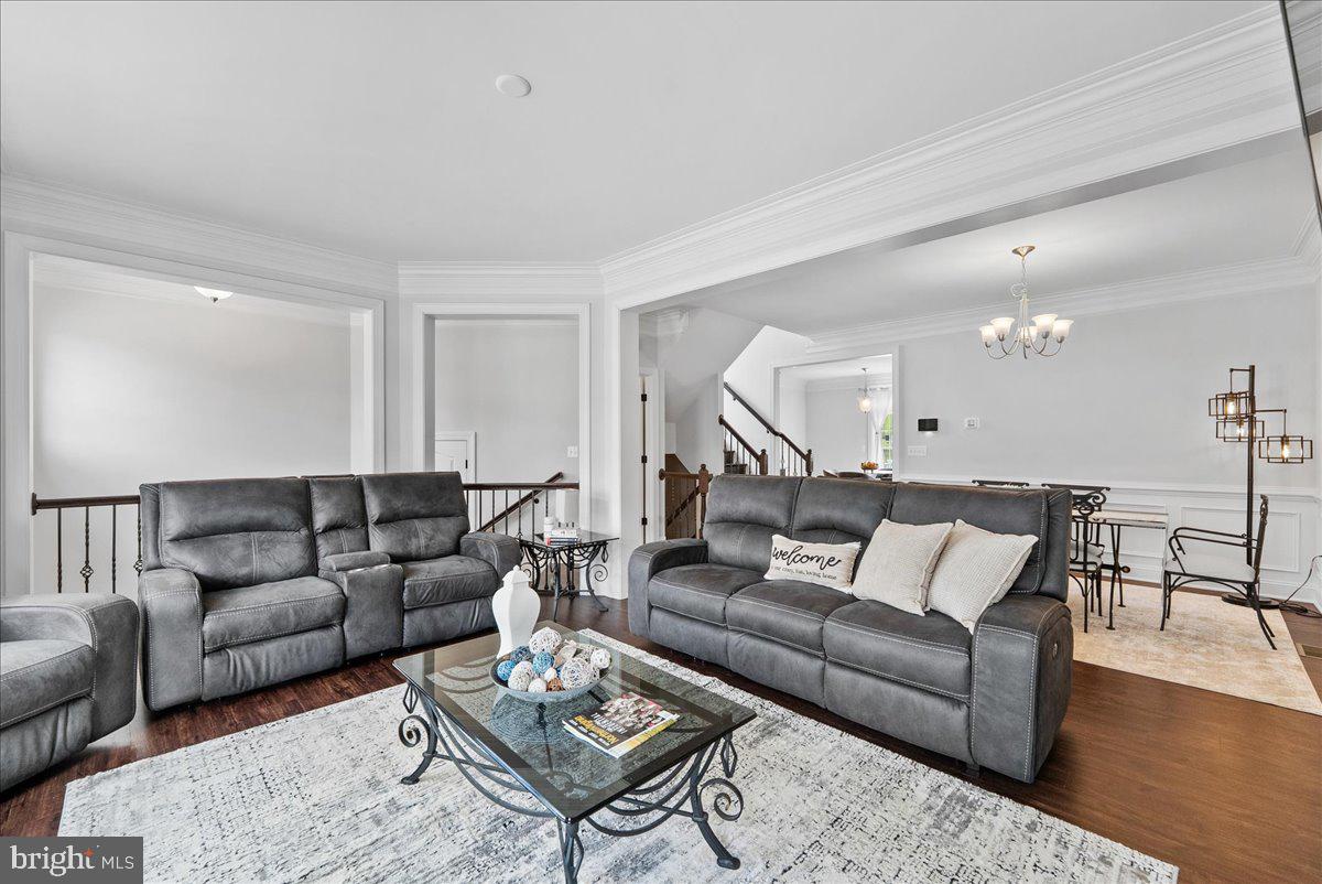 Woodbridge, Virginia, 22193, United States, 3 Bedrooms Bedrooms, ,4 BathroomsBathrooms,Residential,For Sale,1921081