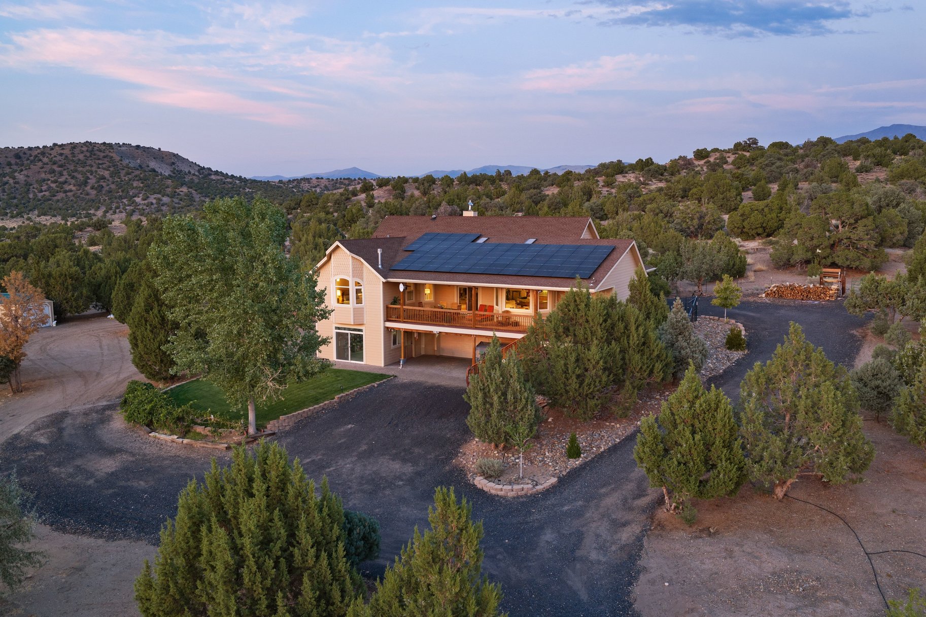  665 Rocking Horse Road - 物件實景