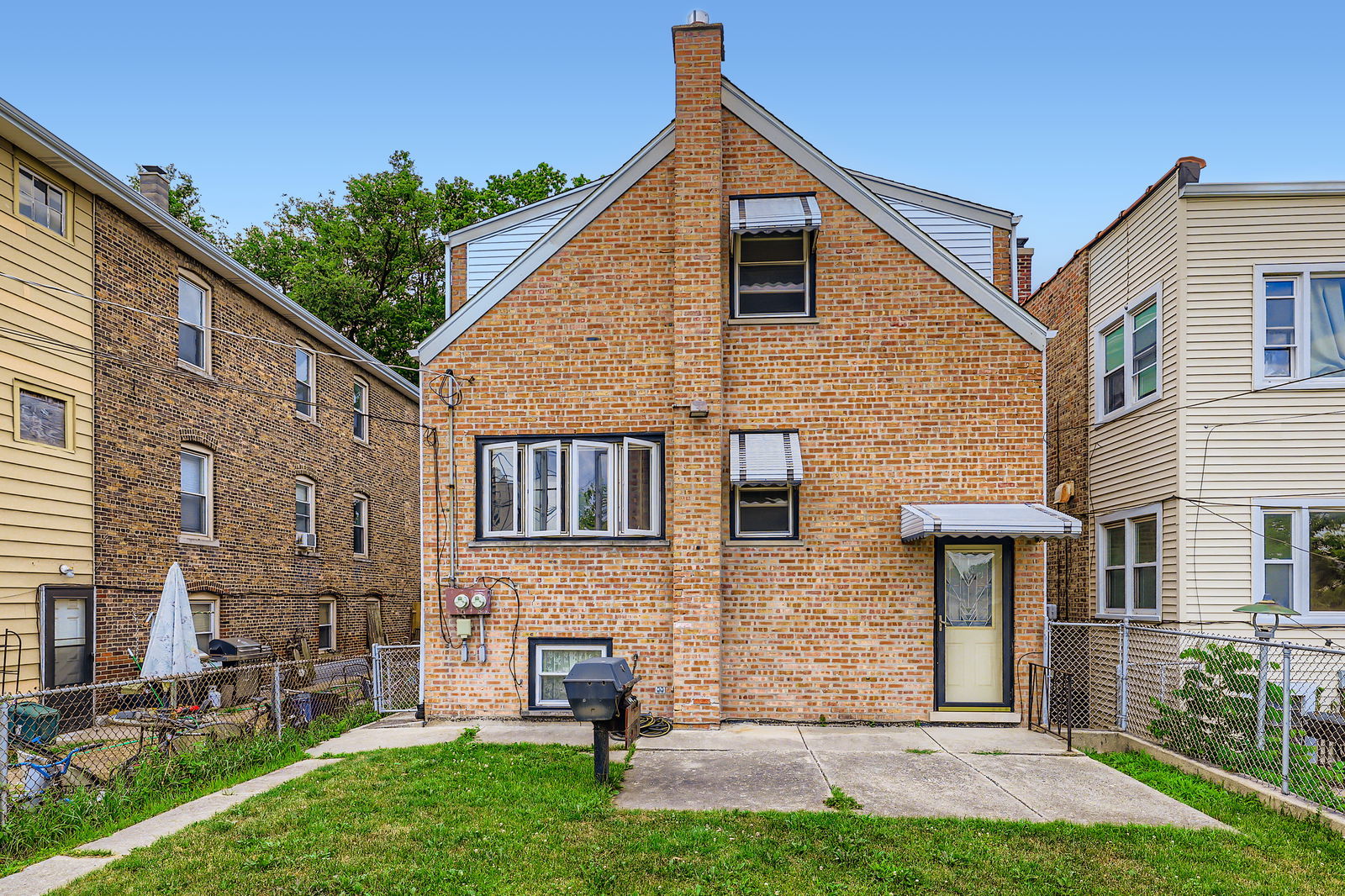 Chicago, Illinois, 60638, United States, 5 Bedrooms Bedrooms, ,Residential,For Sale,1878151