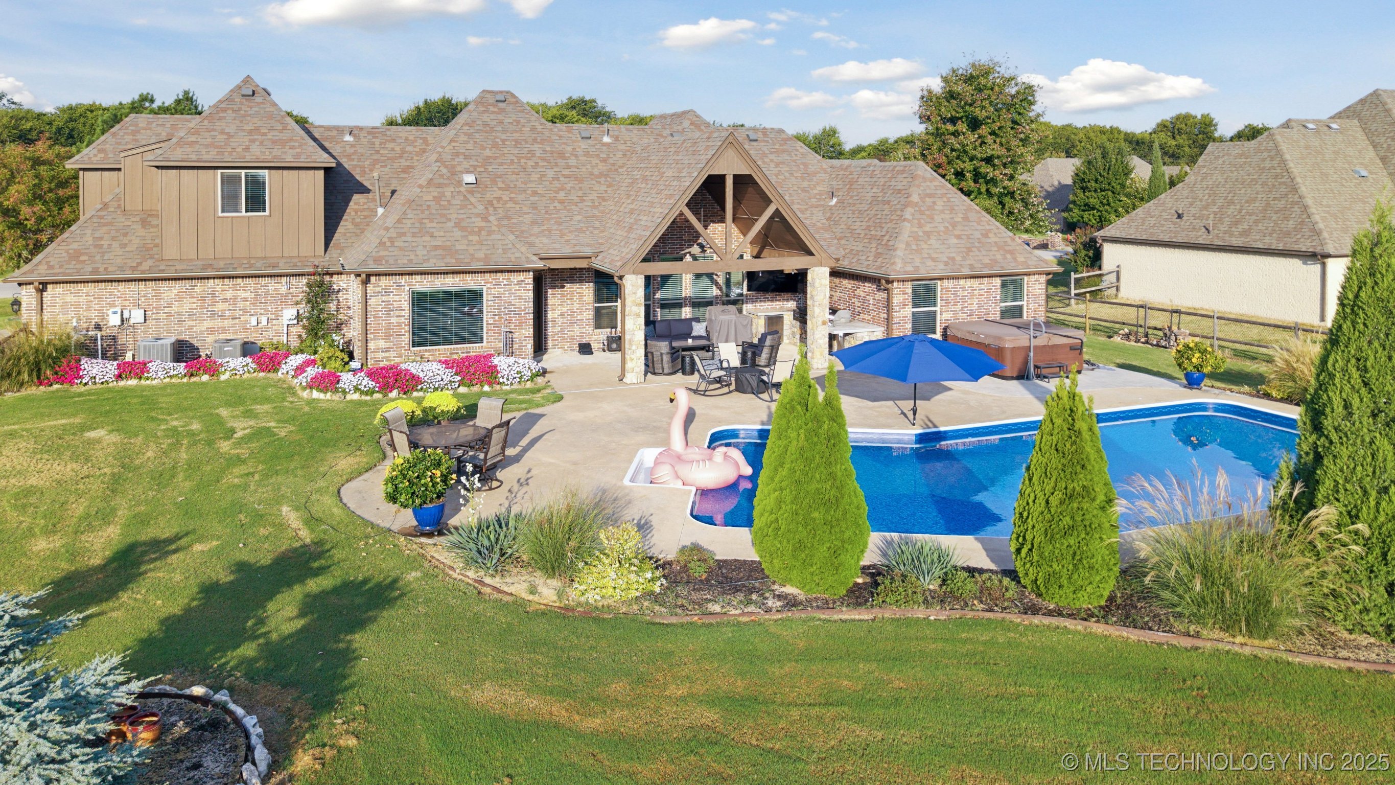 Owasso, Oklahoma, 74055, United States, 4 Bedrooms Bedrooms, ,4 BathroomsBathrooms,Residential,For Sale,1962662