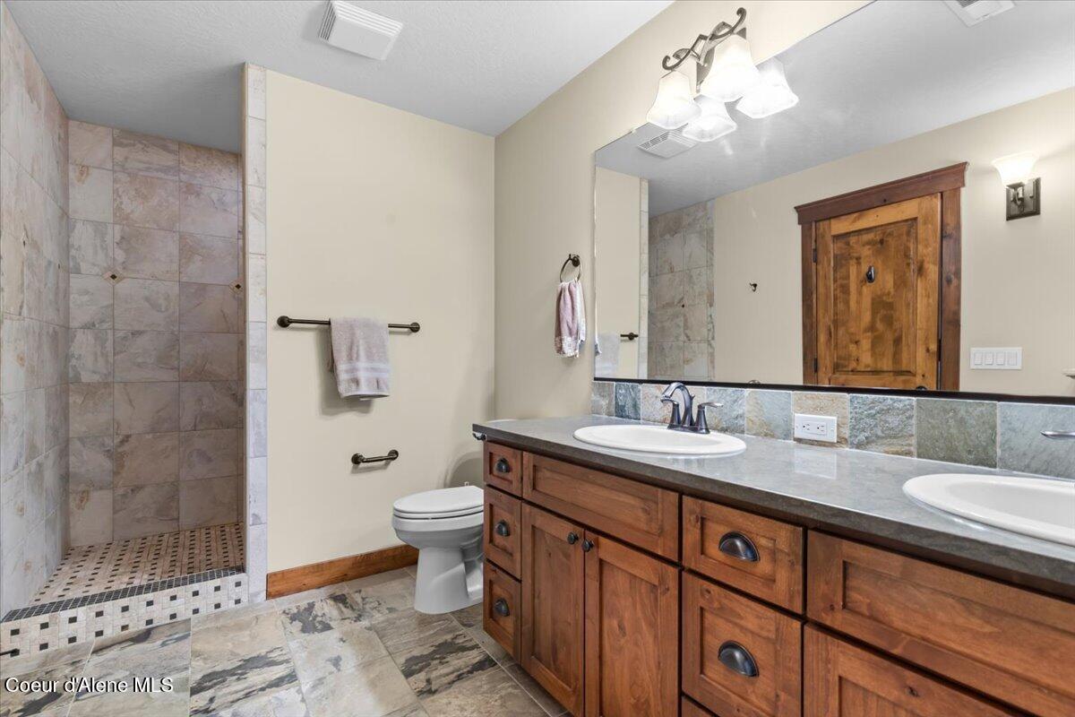 Hayden, Idaho, 83835, United States, 3 Bedrooms Bedrooms, ,3 BathroomsBathrooms,Residential,For Sale,1992408