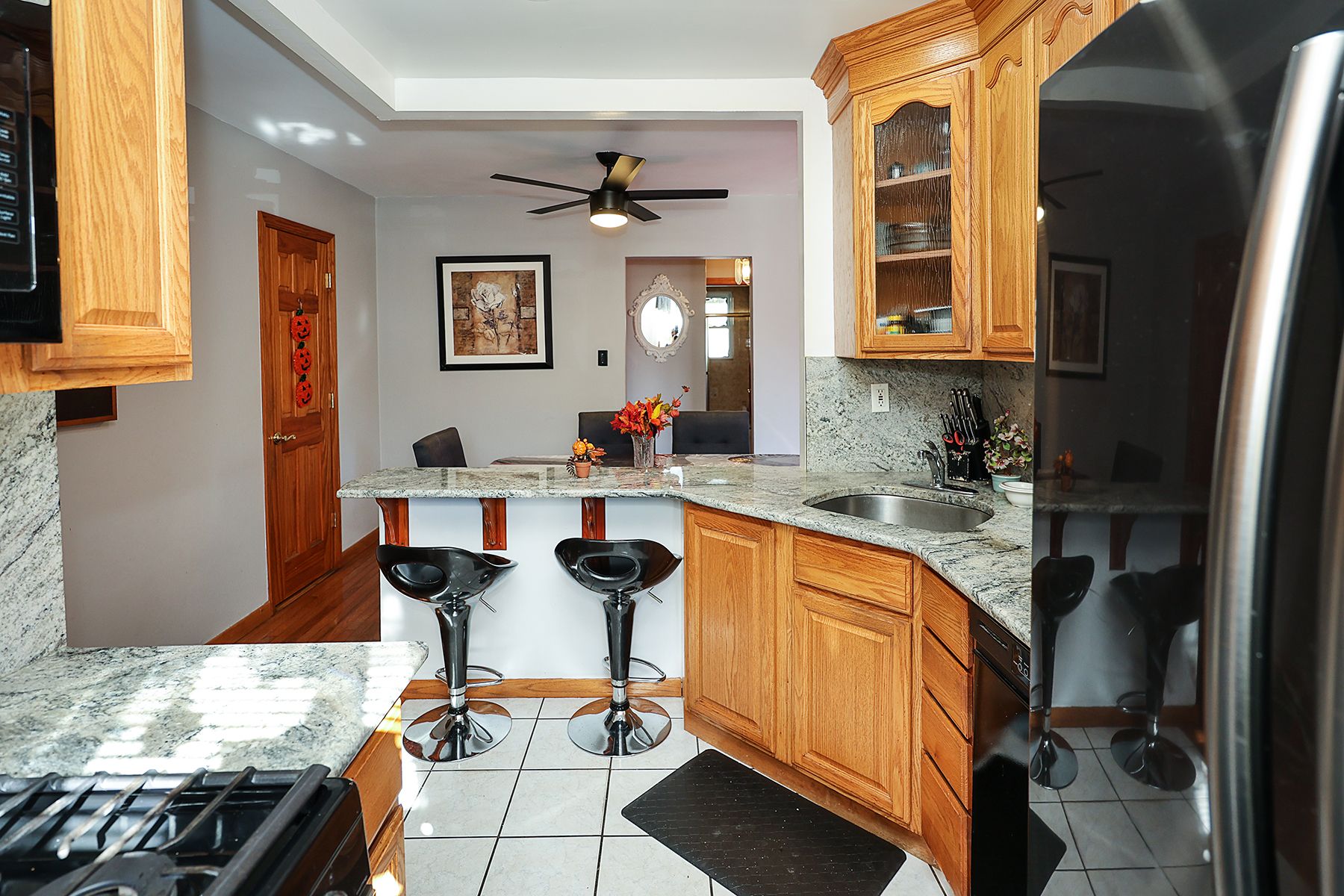  251-37 71st Road, Glen Oaks, NY, 11426 - 物件實景
