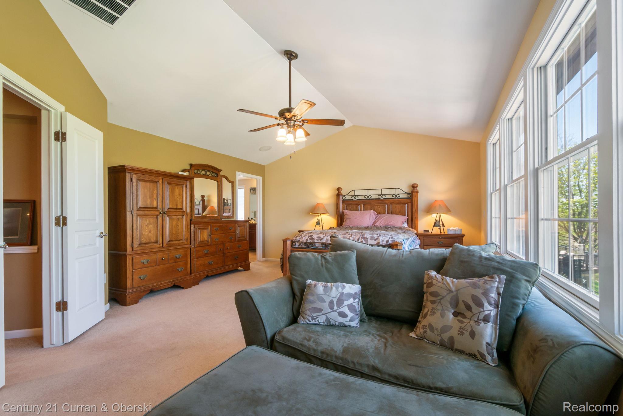 Northville, Michigan, 48168, United States, 5 Bedrooms Bedrooms, ,6 BathroomsBathrooms,Residential,For Sale,2048857