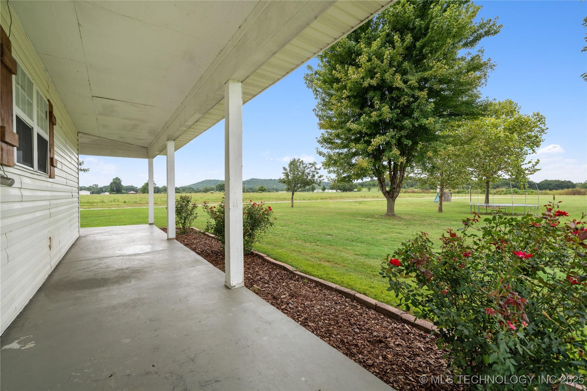 Webbers Falls, Oklahoma, 74470, United States, 3 Bedrooms Bedrooms, ,2 BathroomsBathrooms,Residential,For Sale,1943174