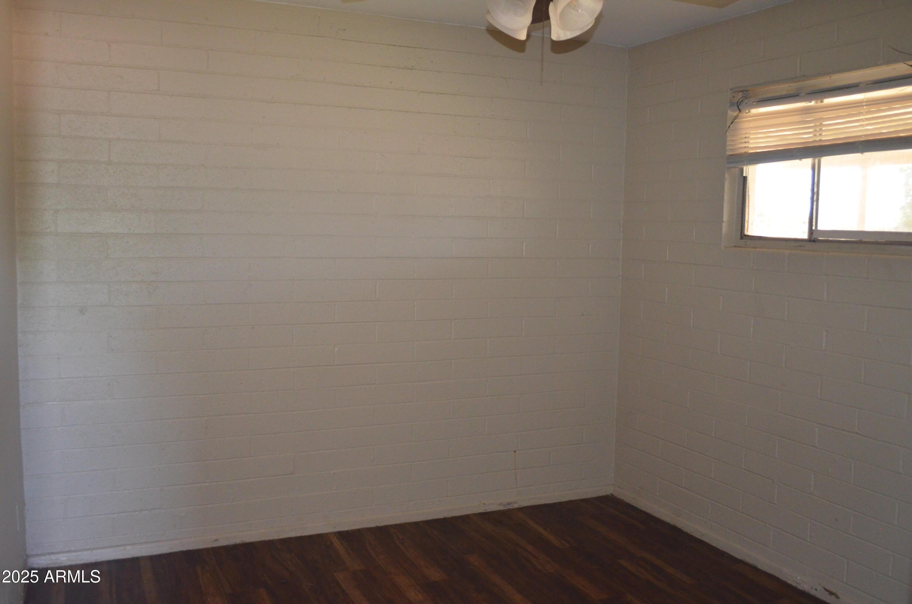 Glendale, Arizona, 85301, United States, 2 Bedrooms Bedrooms, ,1 BathroomBathrooms,Residential,For Sale,1983785