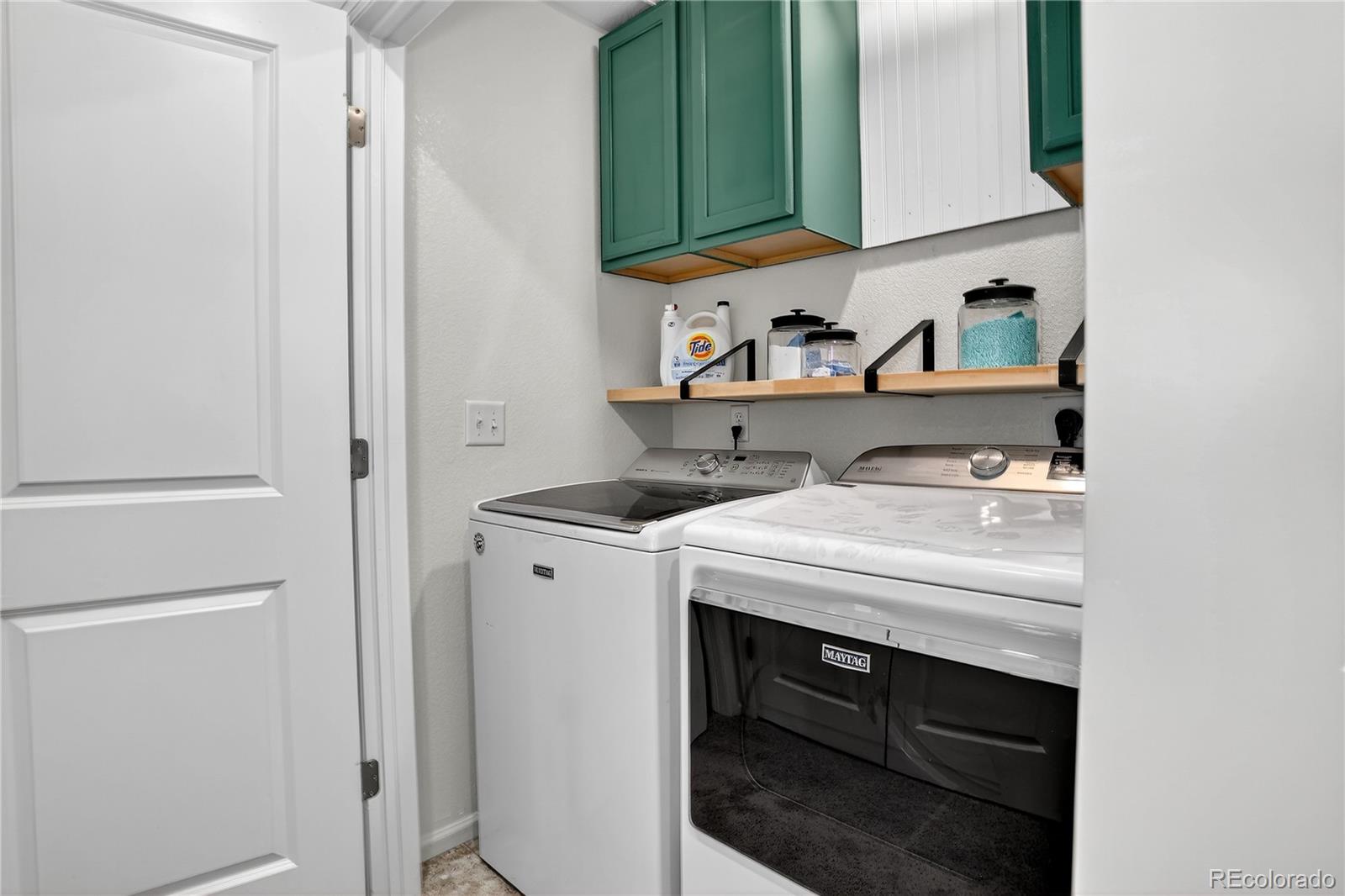Longmont, Colorado, 80504, United States, 3 Bedrooms Bedrooms, ,2 BathroomsBathrooms,Residential,For Sale,1950187