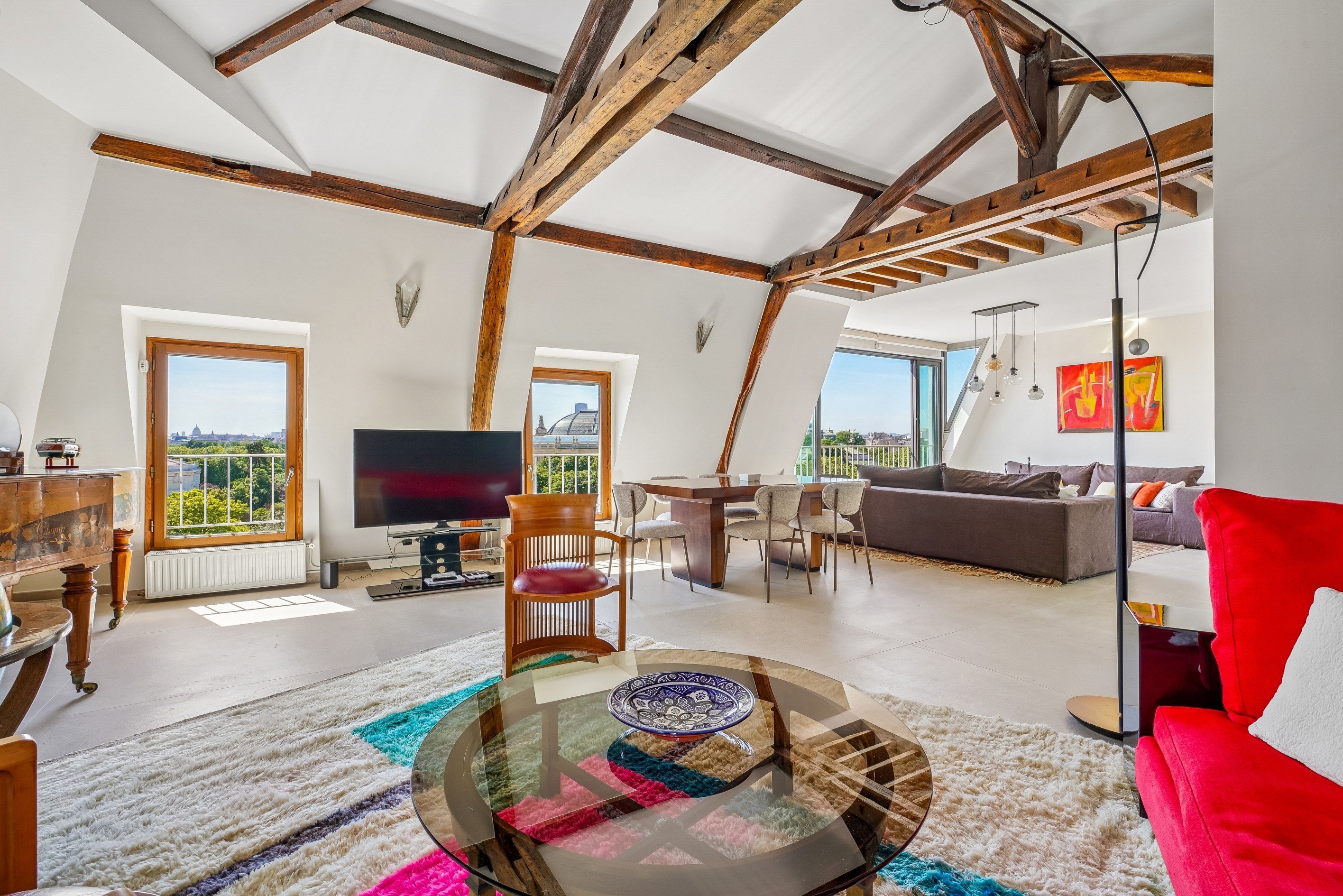  A pied-à-terre with exceptional views, just steps from the Champs-Élysées - 物件實景