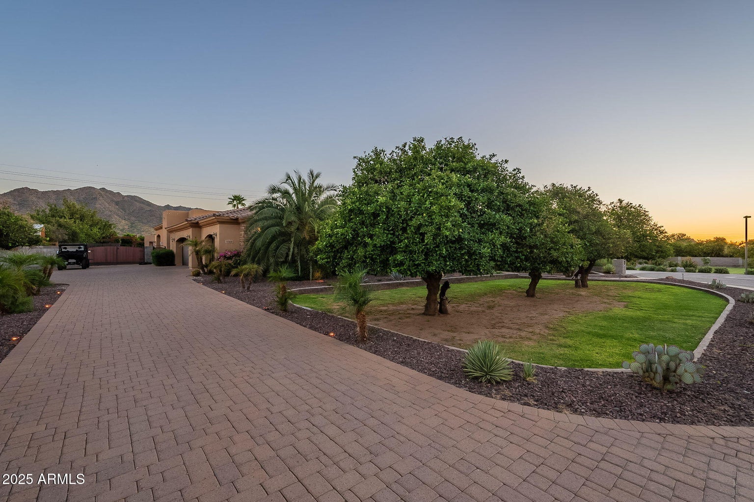 Queen Creek, Arizona, 85142, United States, 4 Bedrooms Bedrooms, ,5 BathroomsBathrooms,Residential,For Sale,1984232