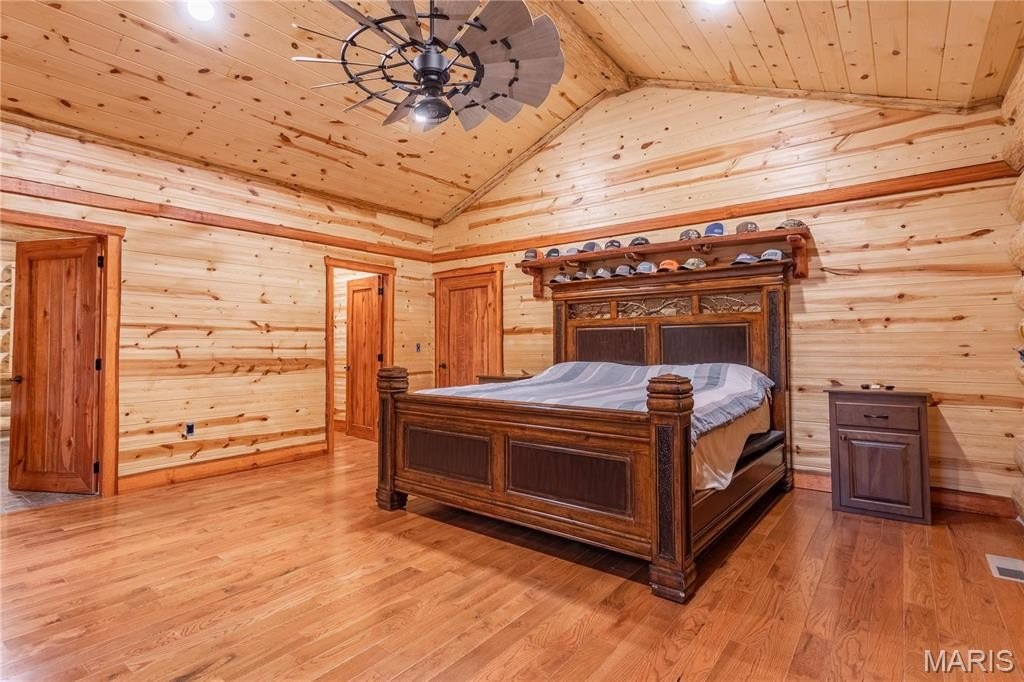 Falcon, Missouri, 65470, United States, 2 Bedrooms Bedrooms, ,2 BathroomsBathrooms,Residential,For Sale,1844660