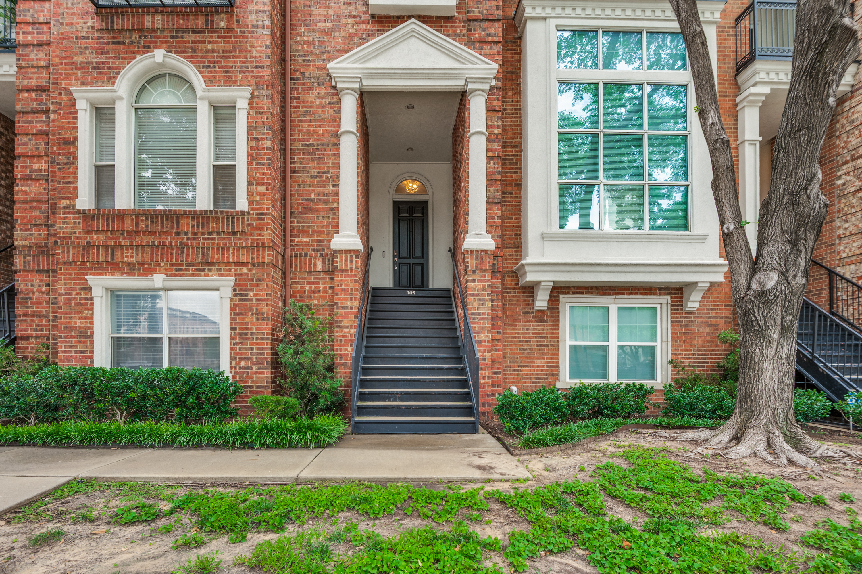  2205 Canton Street #105 - 物件實景