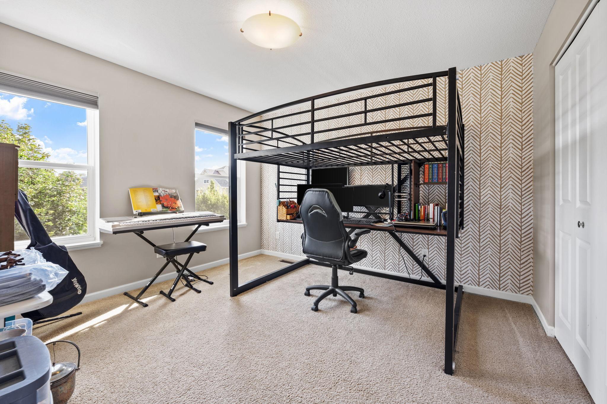 Lakeville, Minnesota, 55044, United States, 4 Bedrooms Bedrooms, ,3 BathroomsBathrooms,Residential,For Sale,1992013