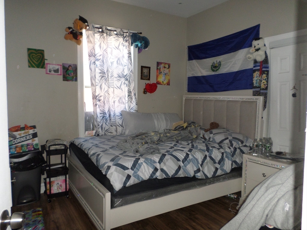 Chelsea, Massachusetts, 02150, United States, 17 Bedrooms Bedrooms, ,3 BathroomsBathrooms,Residential,For Sale,2040418