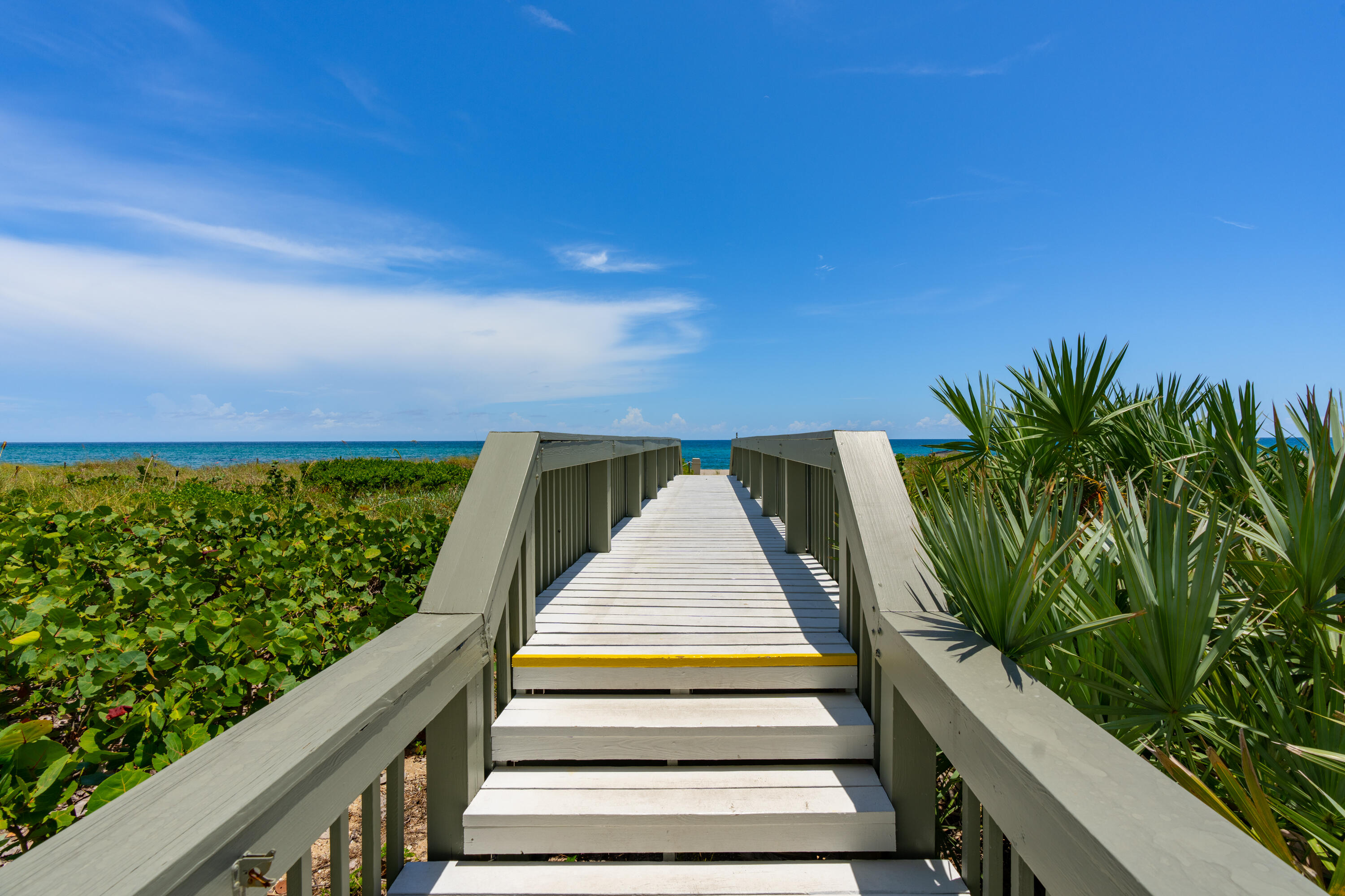 Boca Raton, Florida, 33432, United States, 4 Bedrooms Bedrooms, ,5 BathroomsBathrooms,Residential,For Sale,1941054
