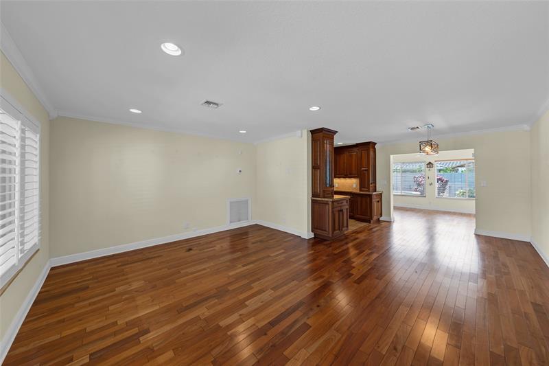 Fort Lauderdale, Florida, 33308, United States, 2 Bedrooms Bedrooms, ,2 BathroomsBathrooms,Residential,For Sale,1890163