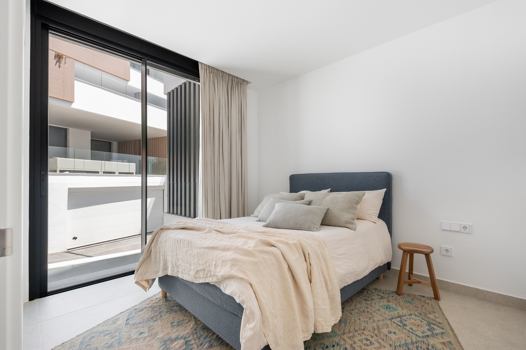  Contemporary apartment with panoramic sea views in Cabopino, Marbella - 物件實景