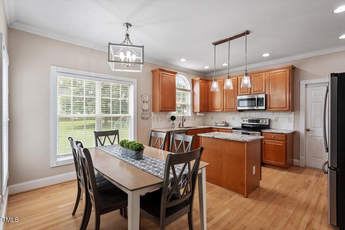 Fuquay Varina, North Carolina, 27526, United States, 4 Bedrooms Bedrooms, ,3 BathroomsBathrooms,Residential,For Sale,1867218