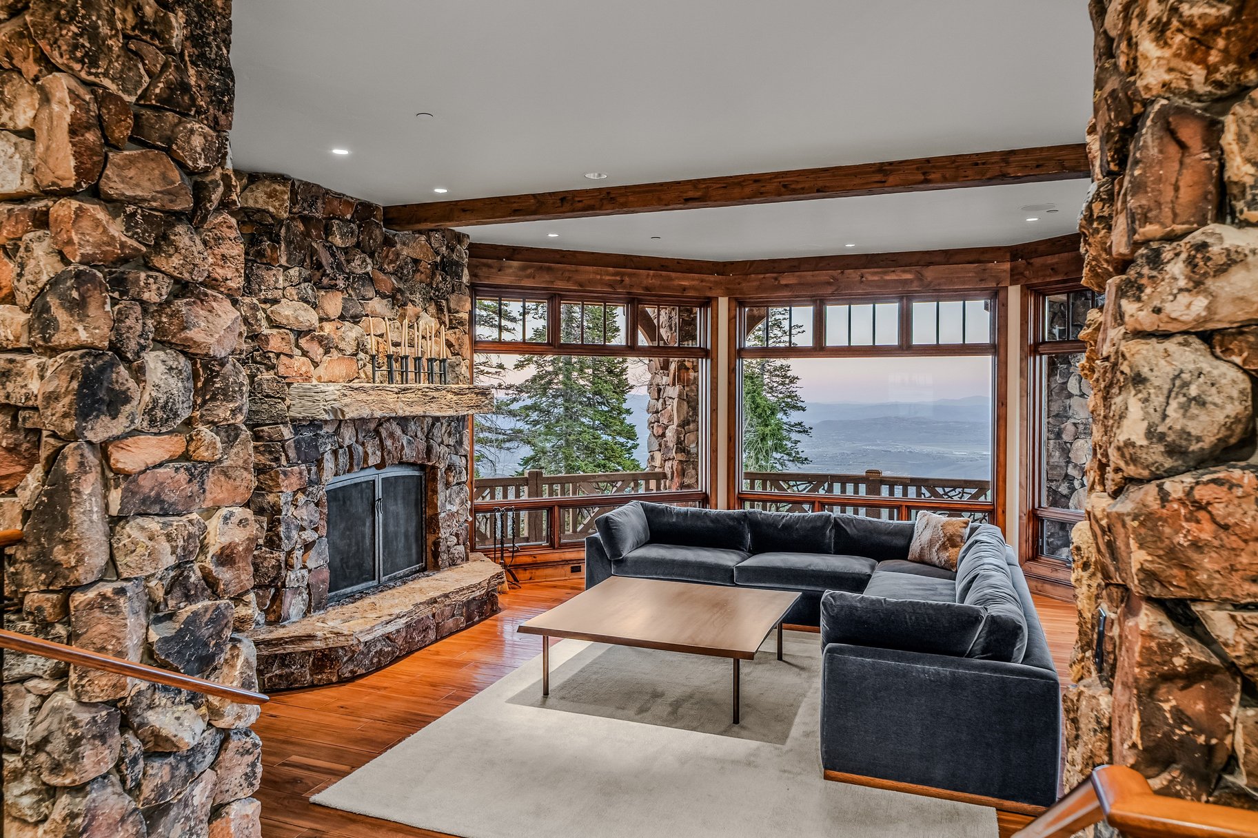  Panoramic Views, Ski-In/Ski-Out, with Private Guest House in Park City - 物件實景