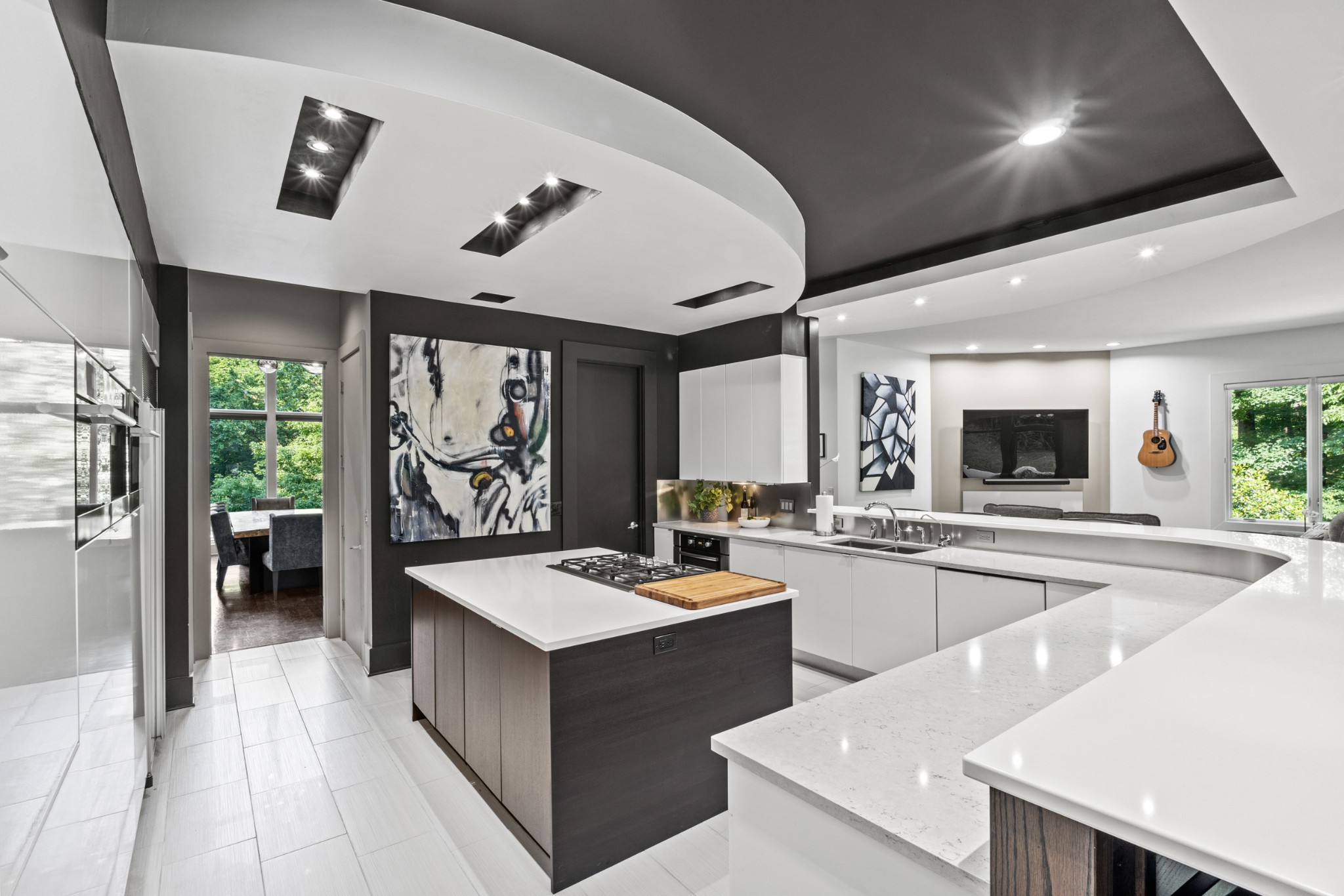 Nashville, Tennessee, 37215, United States, 5 Bedrooms Bedrooms, ,11 BathroomsBathrooms,Residential,For Sale,1997192