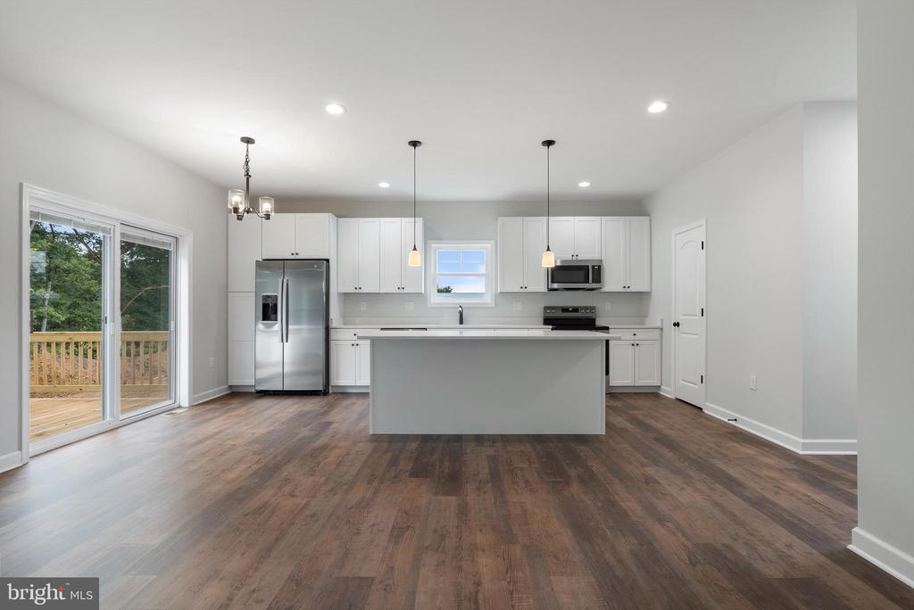 Boyce, Virginia, 22620, United States, 3 Bedrooms Bedrooms, ,3 BathroomsBathrooms,Residential,For Sale,1980169