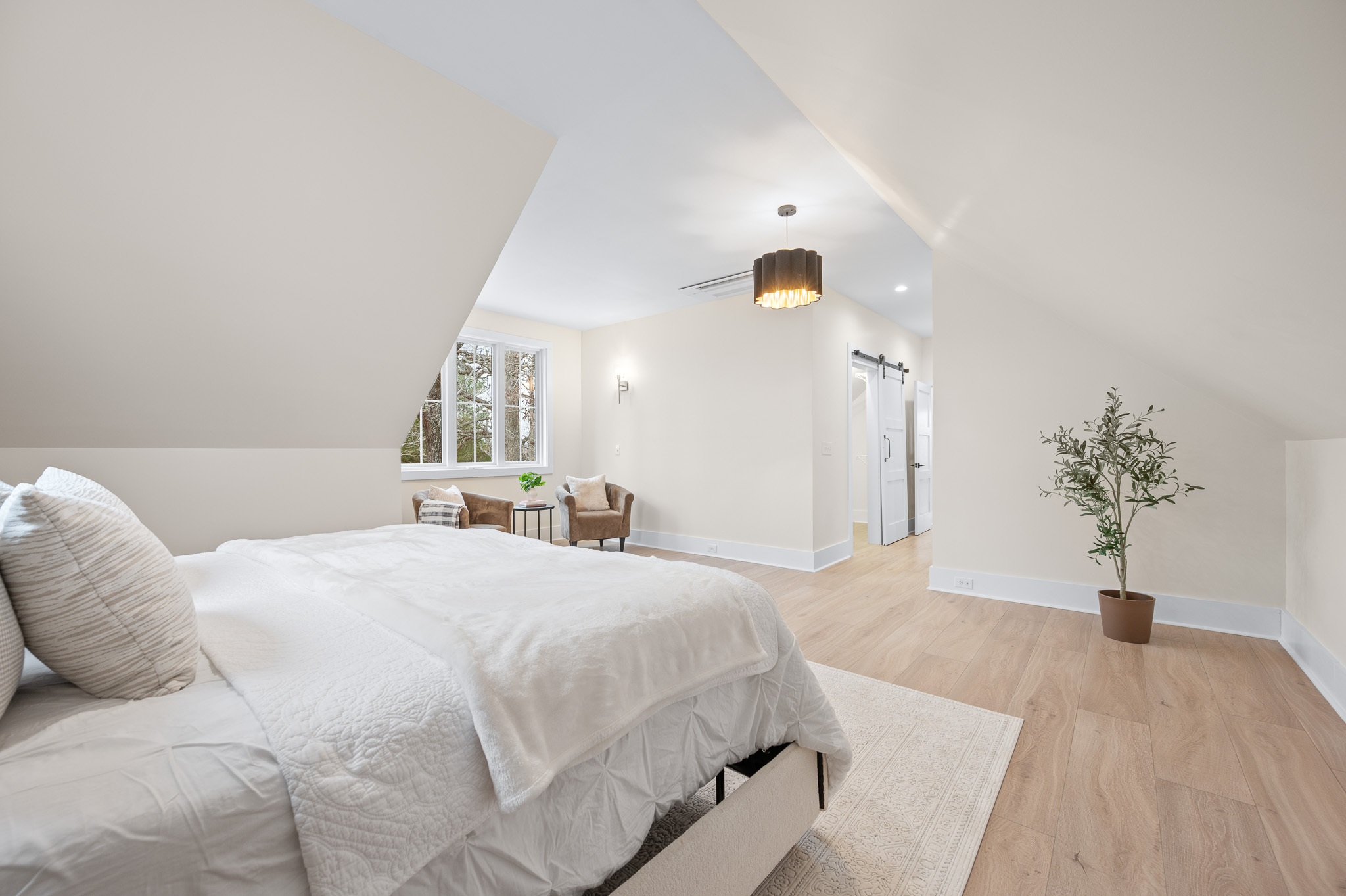 Goode, Virginia, 24556, United States, 3 Bedrooms Bedrooms, ,3 BathroomsBathrooms,Residential,For Sale,2005449