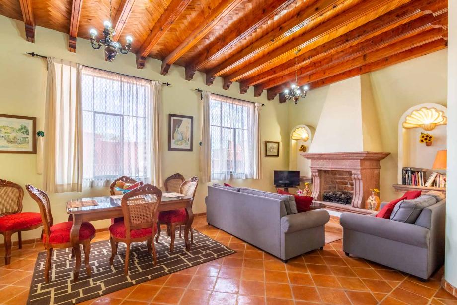 San Miguel de Allende, Guanajuato, 37740, Mexico, 8 Bedrooms Bedrooms, ,8 BathroomsBathrooms,Residential,For Sale,1994879