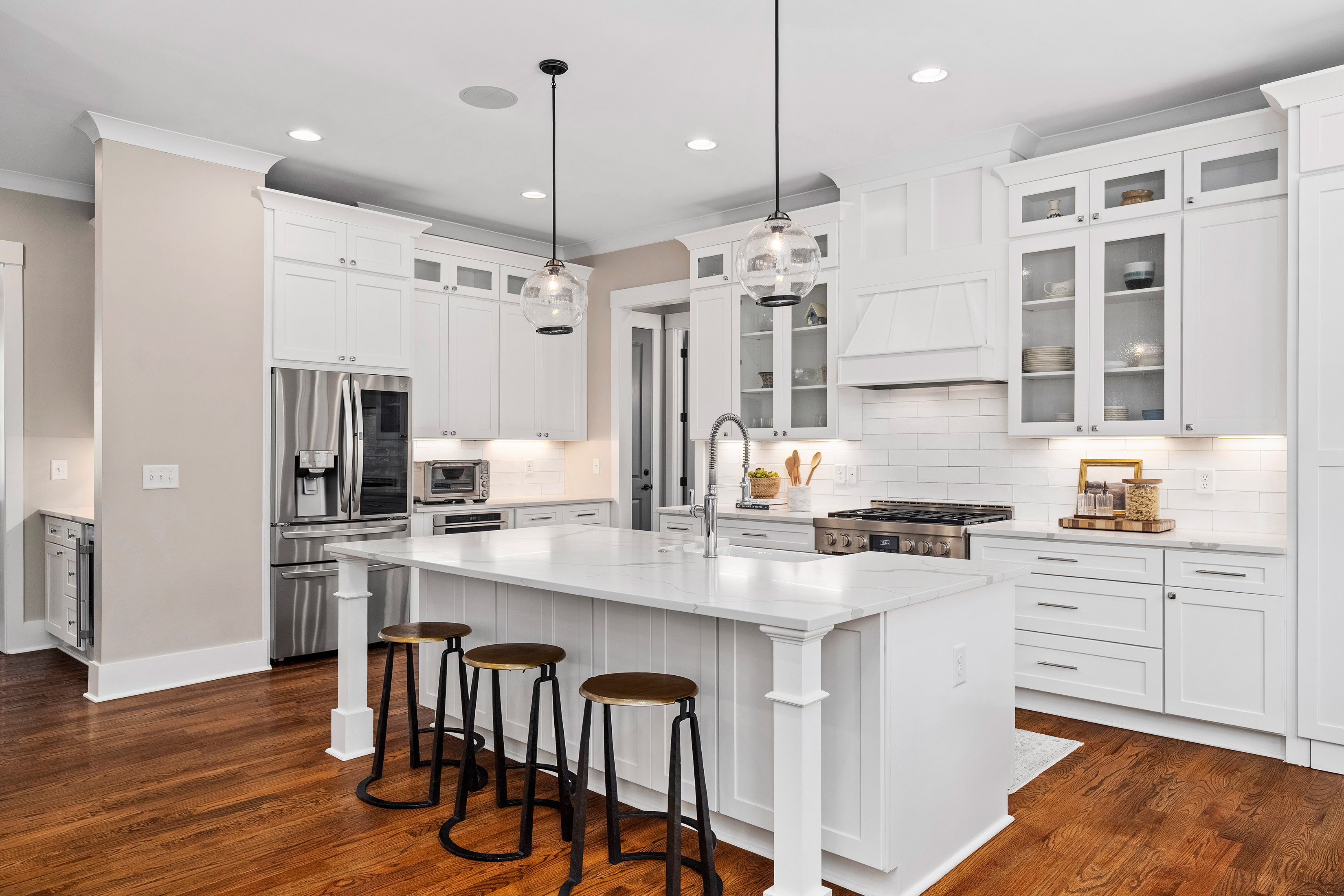  Stunning Modern Farmhouse with Luxury Finishes, Unbeatable Location, and No HOA - 物件實景