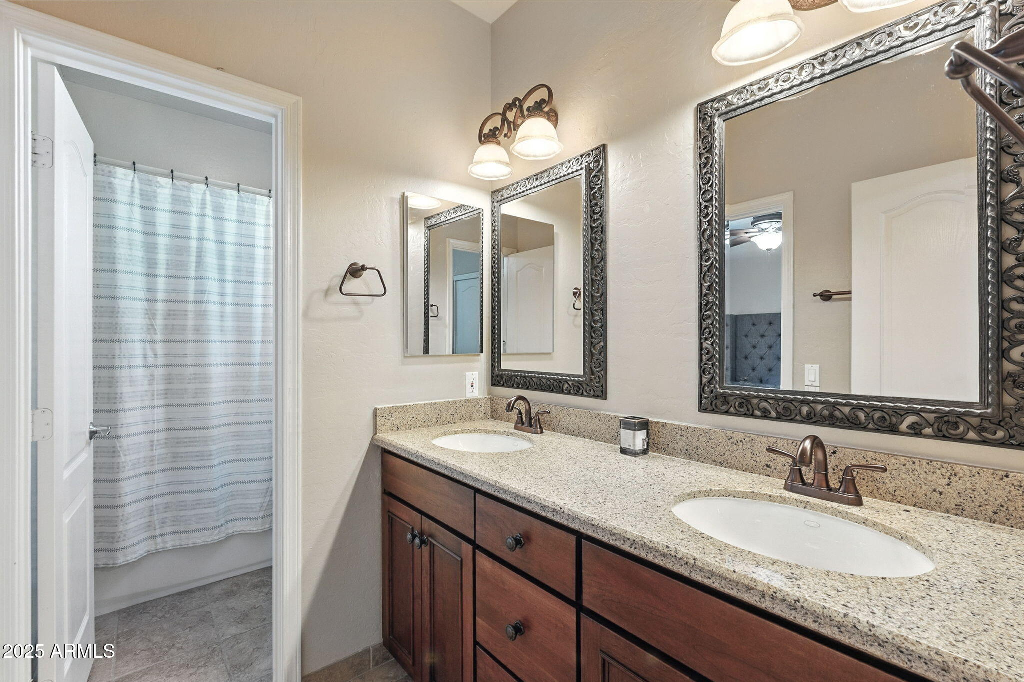 Phoenix, Arizona, 85044, United States, 3 Bedrooms Bedrooms, ,Residential,For Sale,1966259