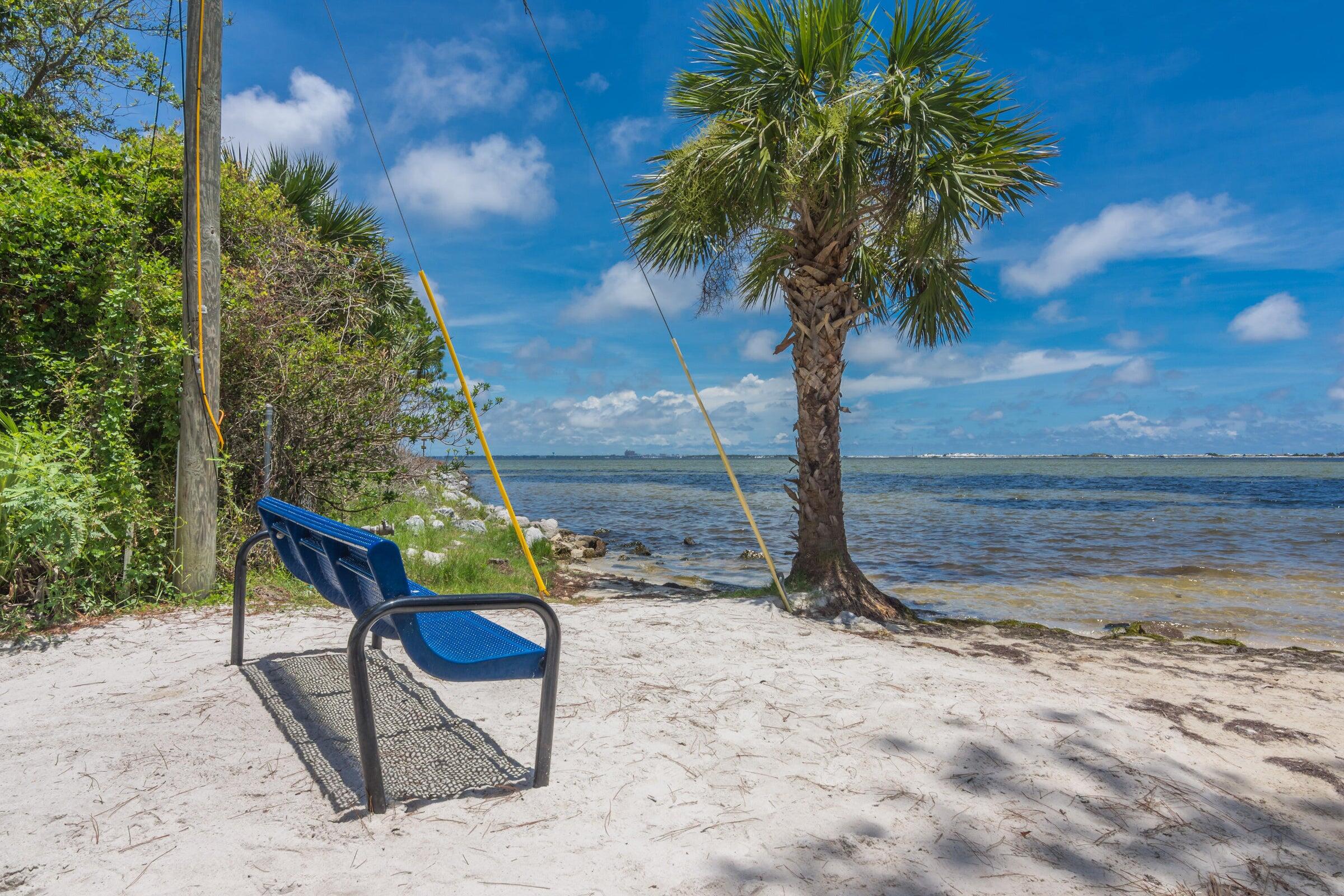 Fort Walton Beach, Florida, 32548, United States, 6 Bedrooms Bedrooms, ,3 BathroomsBathrooms,Residential,For Sale,1890001