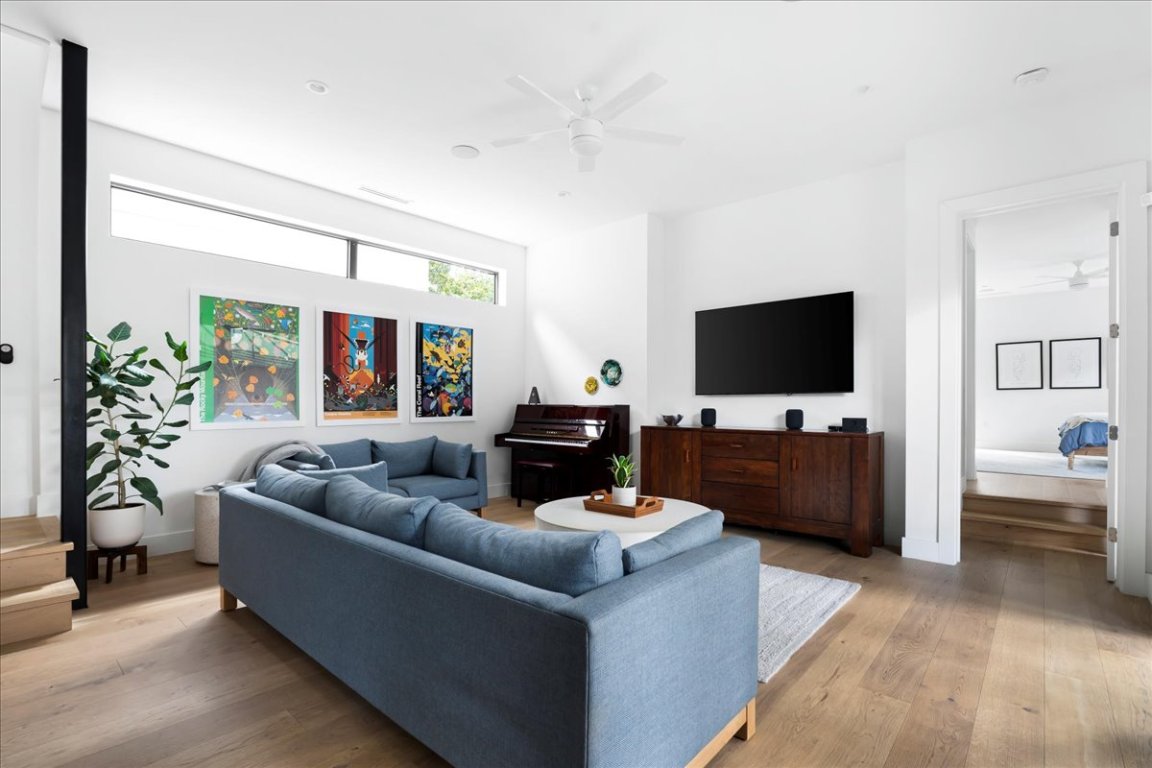 Austin, Texas, 78703, United States, 4 Bedrooms Bedrooms, ,4 BathroomsBathrooms,Residential,For Sale,1940448