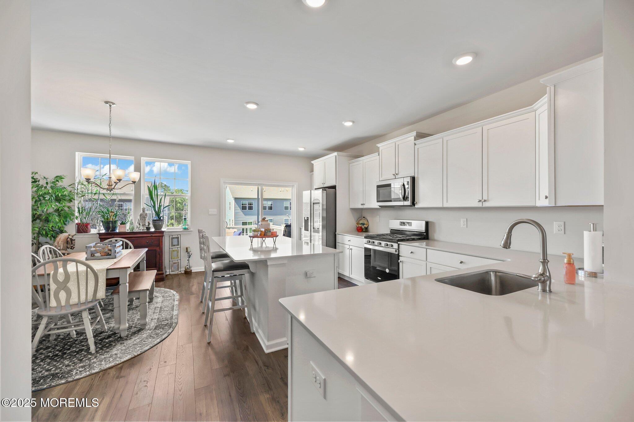 Jackson, New Jersey, 08527, United States, 3 Bedrooms Bedrooms, ,4 BathroomsBathrooms,Residential,For Sale,1979150