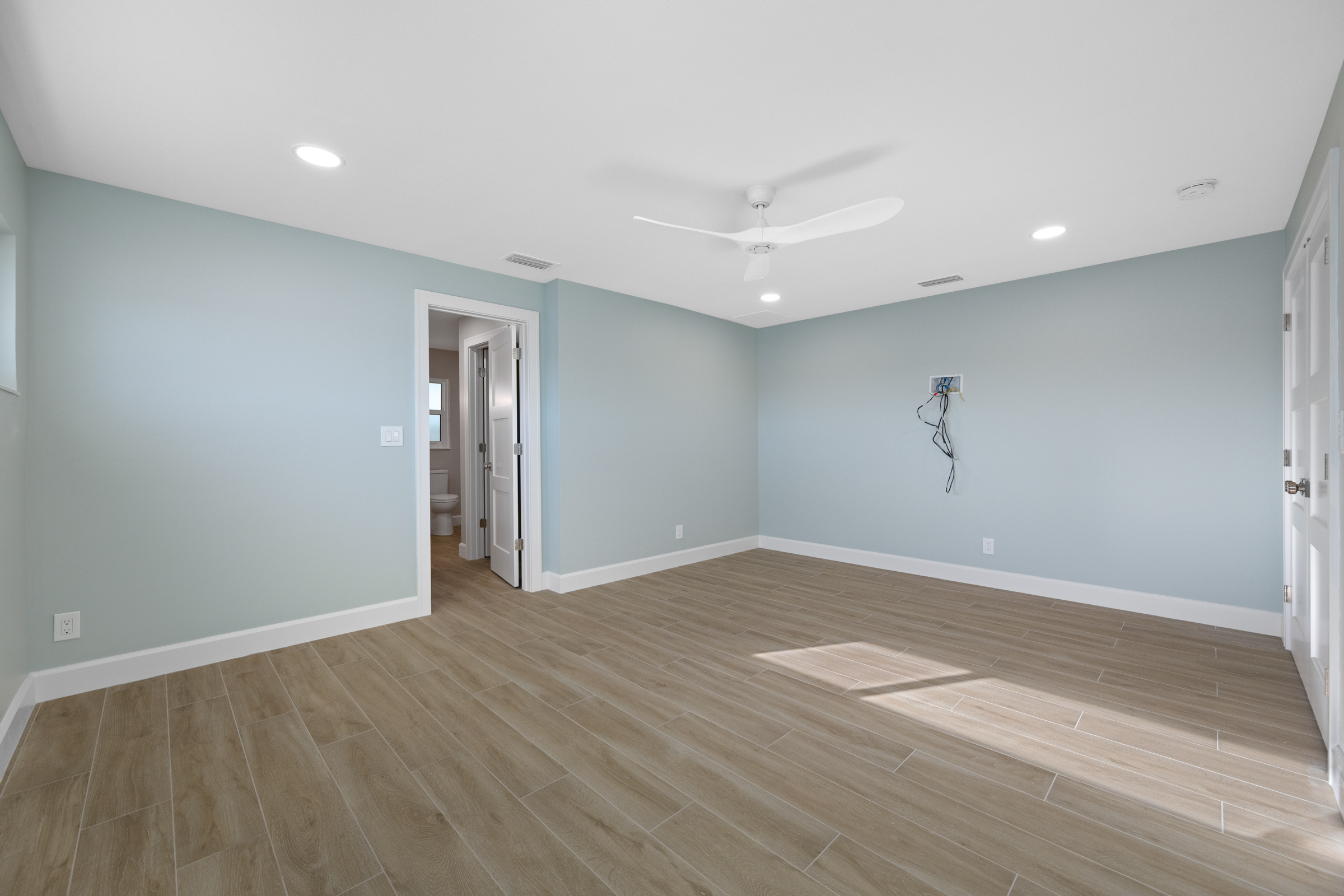 St Pete Beach, Florida, 33706, United States, 4 Bedrooms Bedrooms, ,3 BathroomsBathrooms,Residential,For Sale,2009657