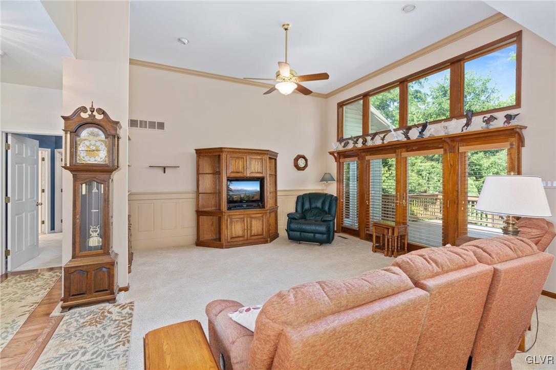 Upper Saucon Twp, Pennsylvania, 18034, United States, 3 Bedrooms Bedrooms, ,3 BathroomsBathrooms,Residential,For Sale,1928759